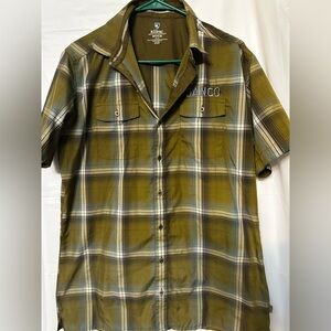 Kuhl  born in the mountains button up short sleeve shirt lot. Size M Embroidered